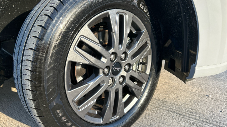 Ford Transit Custom E-320 L1 Rwd 100kW 65kWh H1 Van Limited Auto